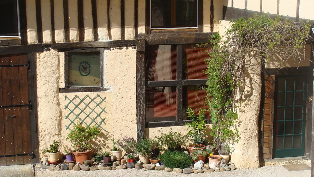 Gite Du Paradis Vieuzos Dış mekan fotoğraf
